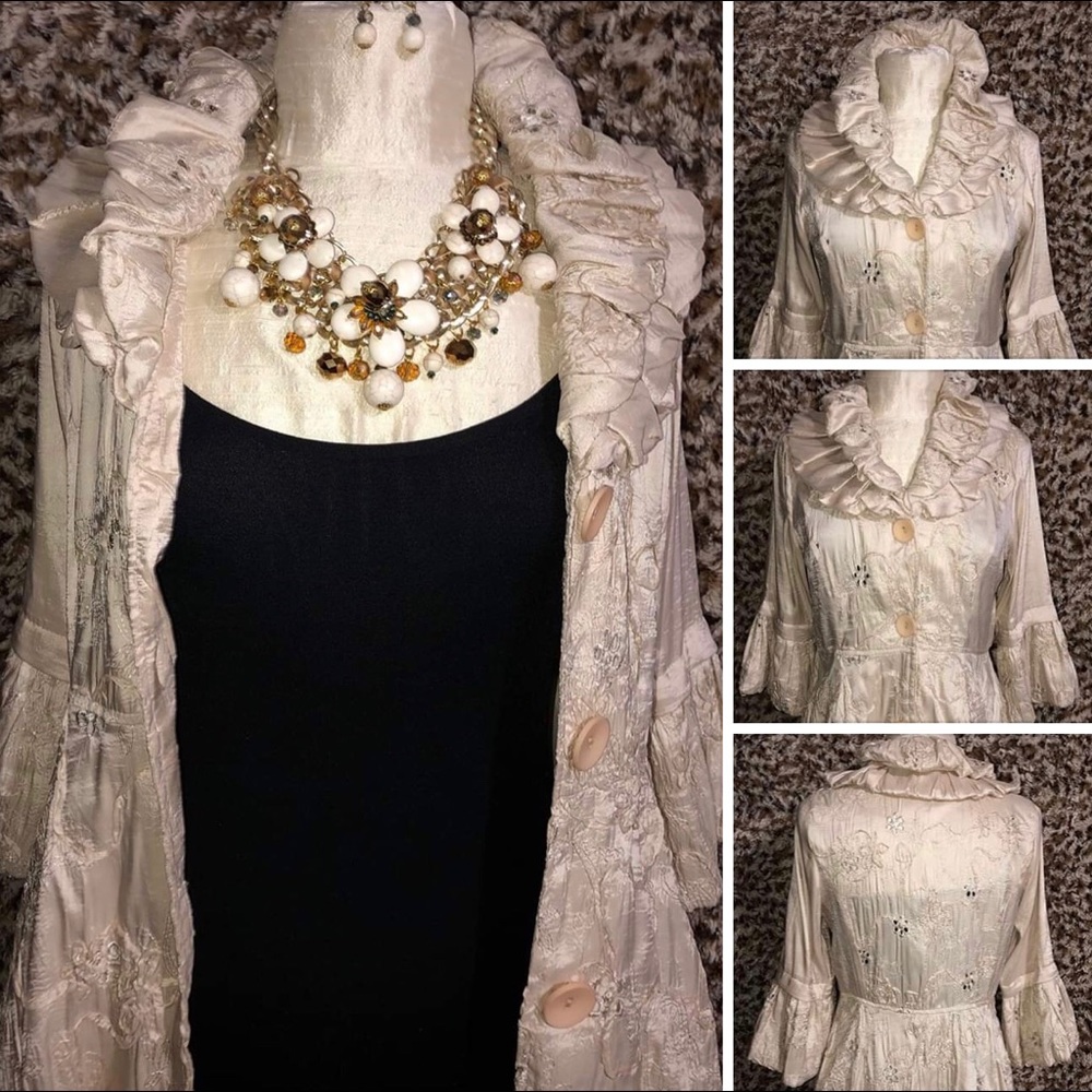 PLEAT SWING JACKET COAT